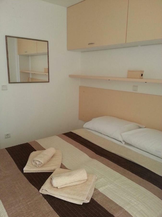 Kartini Apartment Hoek van Holland Ngoại thất bức ảnh