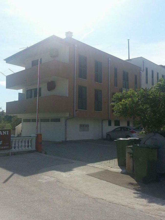 Kartini Apartment Hoek van Holland Ngoại thất bức ảnh